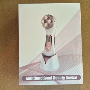 Hand held beauty device